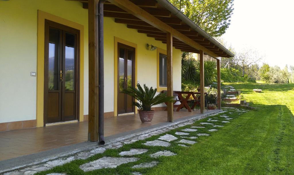 La Casa Nettarina Guest House Poggio Mirteto Exterior foto